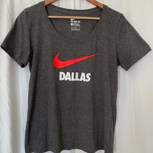 Women's Nike shirt